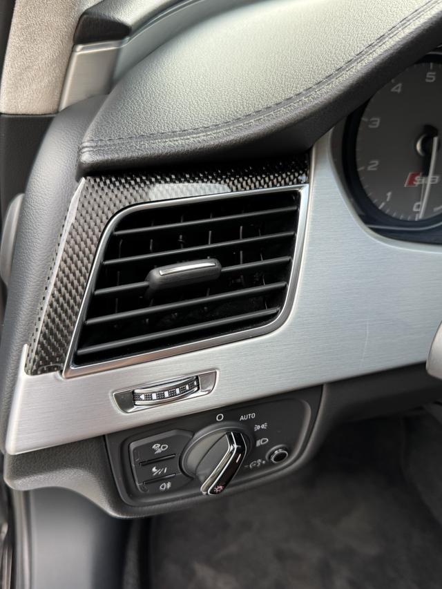 Audi S8 2014 car image #7