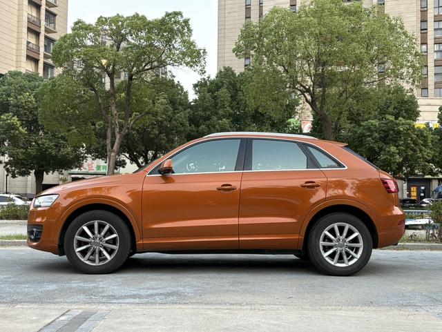 Audi Q3 (Imported) 2012 car image #7