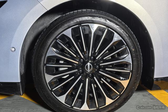 日产 日产N7 2025 汽车图片 #7