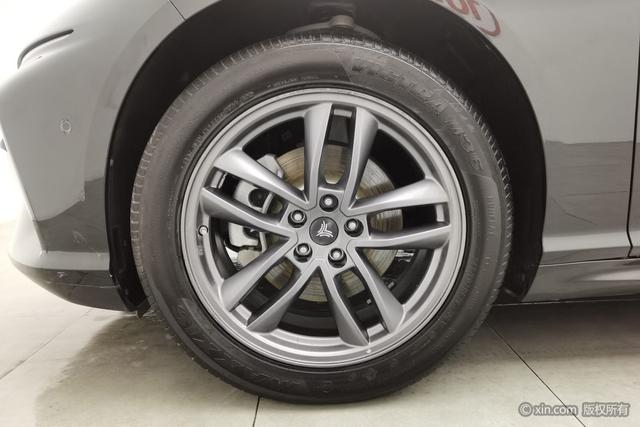 哪吒汽车 哪吒S猎装 2024 #7 哪吒汽车 哪吒S猎装 2024 汽车图片 #7