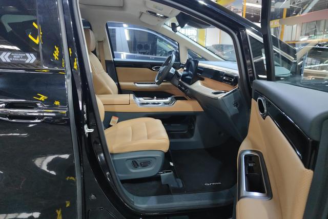 GAC Trumpchi E8 2024 car image #7