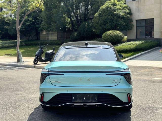 HongQi H6 2023 car image #7