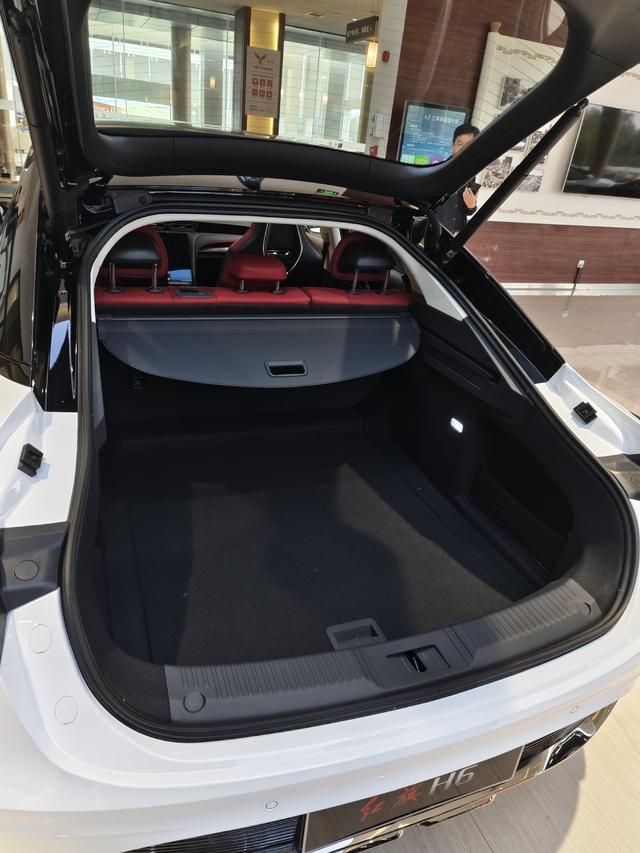 HongQi H6 2025 #7 HongQi H6 2025 car image #7