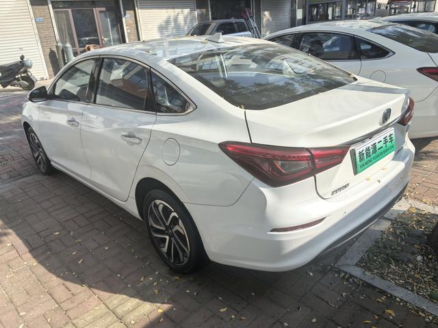 Changan Eado EV 2019 car image #7