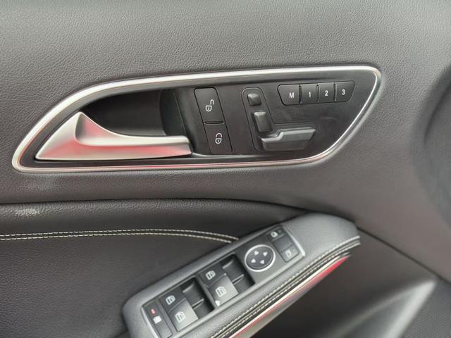 Mercedes-Benz GLA Class (Imported) 2014 #7 Mercedes-Benz GLA Class (Imported) 2014 immagine di auto #7