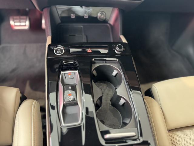 Audi Q6L Sportback e-tron 2025 car image #7