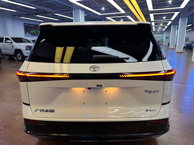 Toyota Bozhi 3X 2025 car image #7