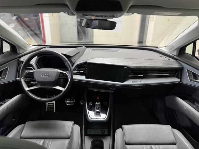 Audi Q5 e-tron 2023 imagem de carro #7