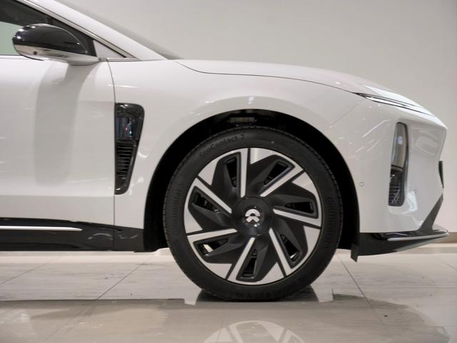 蔚来 蔚来ET9 2025 汽车图片 #7