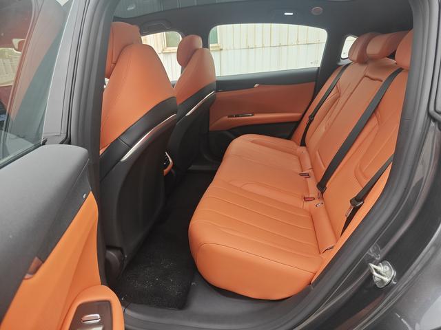 Deepal L07 2025 immagine di auto #7