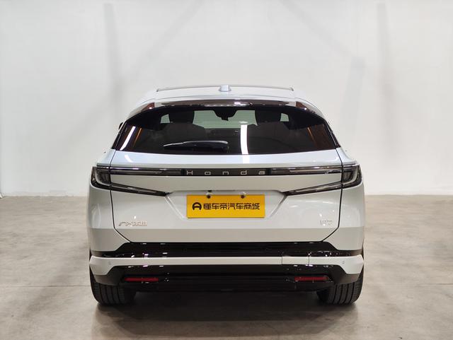 Honda P7 2025 car image #7