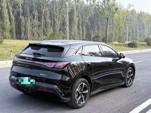 BYD Seal 06GT 2025 car image #7