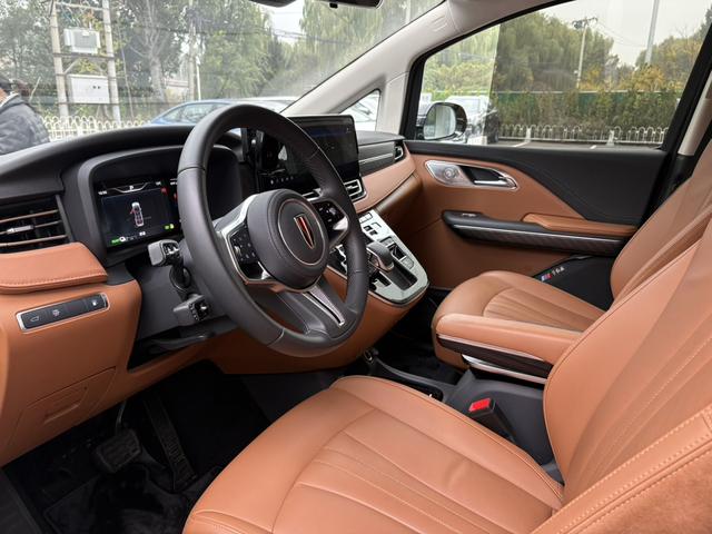 HongQi HQ9 PHEV 2024 #7 HongQi HQ9 PHEV 2024 car image #7