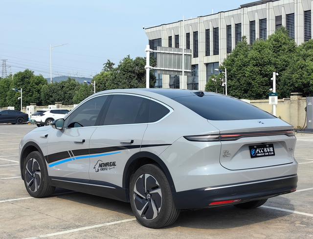 NIO EC7 2023 image de voiture #7