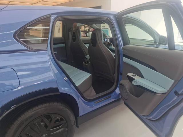 HongQi TianGong 08 2025 #7 HongQi TianGong 08 2025 car image #7