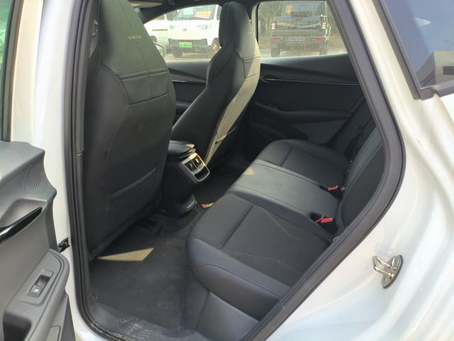 Volkswagen ID.UNYX 06 2024 imagem de carro #7