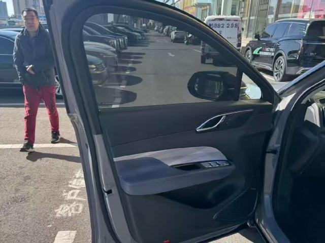 HongQi HS3 2023 car image #7