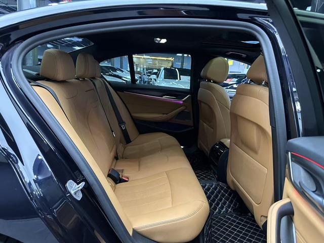 BMW 5 Series (Imported) 2021 immagine di auto #7