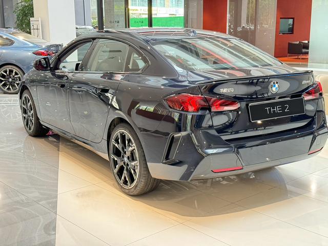 BMW 2 Series car image #7