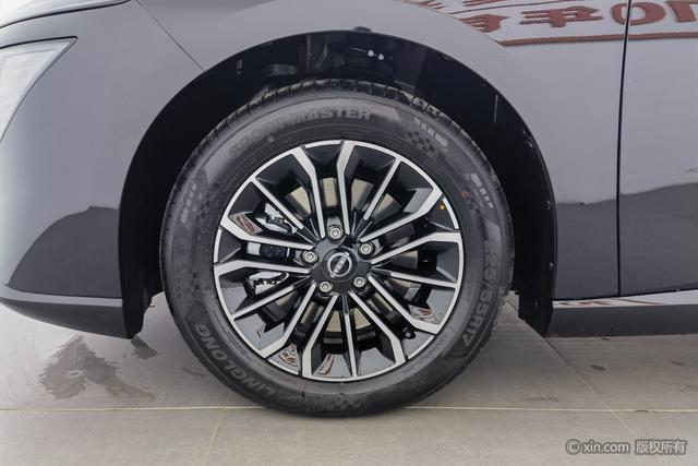 日产 日产N7 2025 汽车图片 #7