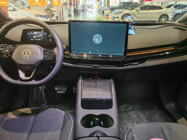 Volkswagen ID.UNYX 06 2025 image de voiture #7