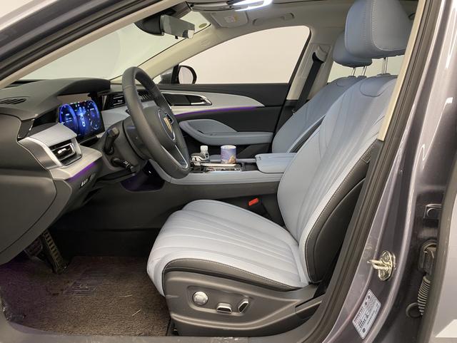 HongQi H5 PHEV 2025 car image #7