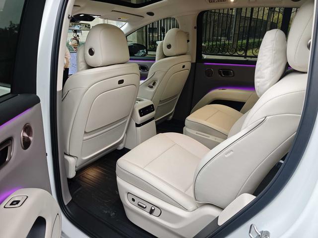 Li i8 2025 изображение автомобиля #7