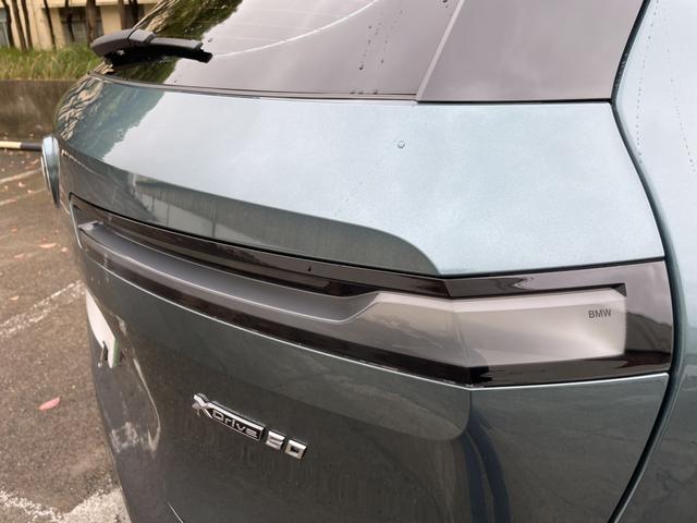 BMW iX 2023 car image #7