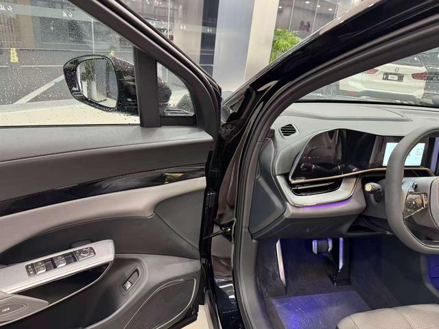 HongQi TianGong 08 car image #7