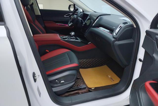 HongQi HS3 2024 #7 HongQi HS3 2024 car image #7