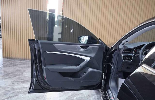 Audi A7L 2025 immagine di auto #7