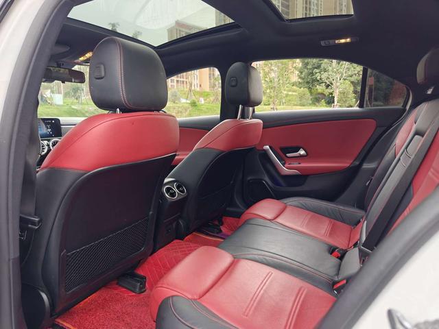 Mercedes-Benz A AMG 2022 image de voiture #7