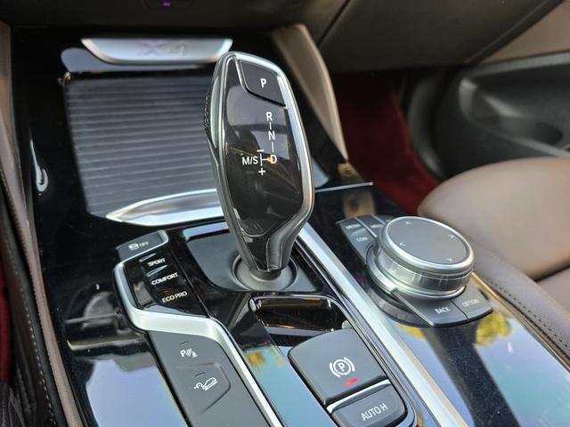 BMW X4 2019 car image #7