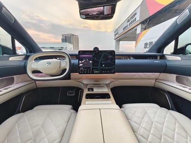 蔚来 蔚来ET9 2025 汽车图片 #7