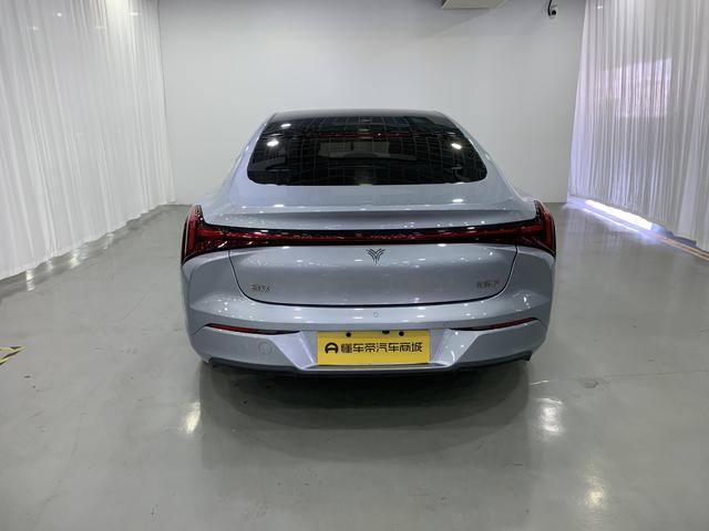 哪吒汽车 哪吒S 2023 汽车图片 #7