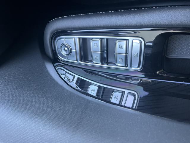 HongQi HS3 2024 #7 HongQi HS3 2024 car image #7