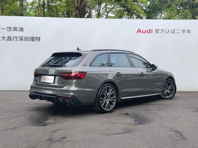 Audi S4 2023 صورة سيارة #7