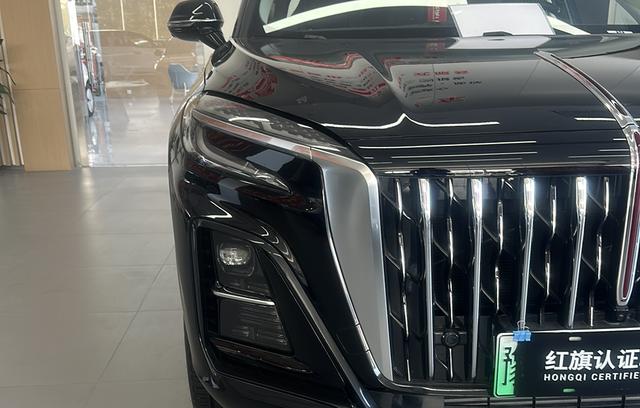 HongQi HS3 PHEV 2025 #7 HongQi HS3 PHEV 2025 car image #7