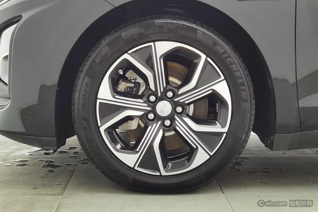 HongQi E-QM5 2023 immagine di auto #7