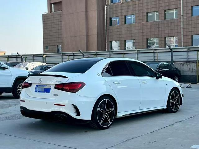 Mercedes-Benz A AMG 2024 #7 Mercedes-Benz A AMG 2024 صورة سيارة #7