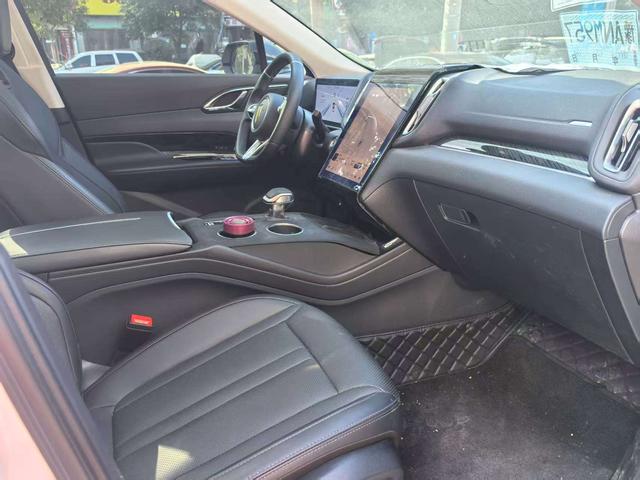 HongQi HS3 PHEV 2024 immagine di auto #7