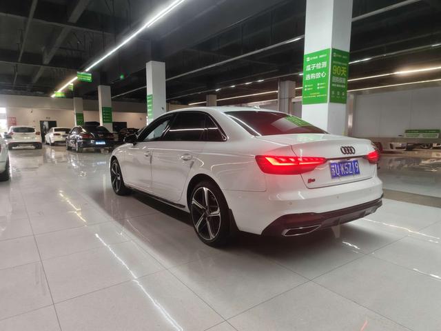 Audi A4 2023 car image #7