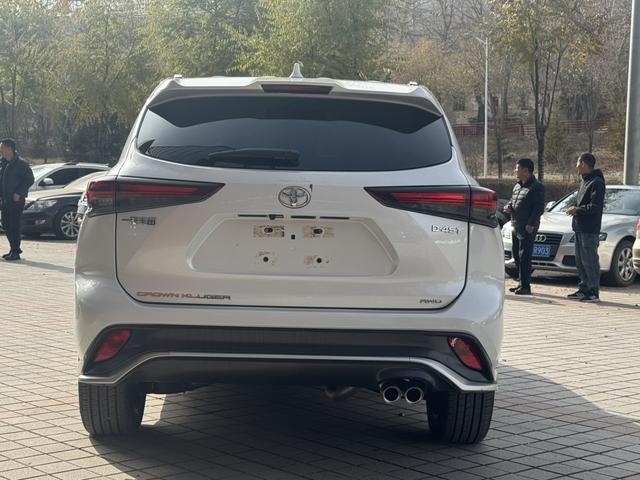 Toyota Crown Kluger 2023 car image #7