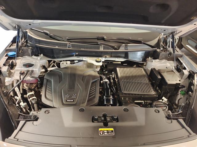 HongQi HS3 PHEV 2025 #7 HongQi HS3 PHEV 2025 car image #7