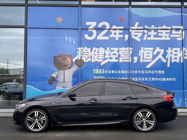 BMW 6 Series GT 2022 #7 BMW 6 Series GT 2022 car image #7