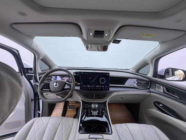 Denza X 2023 изображение автомобиля #7