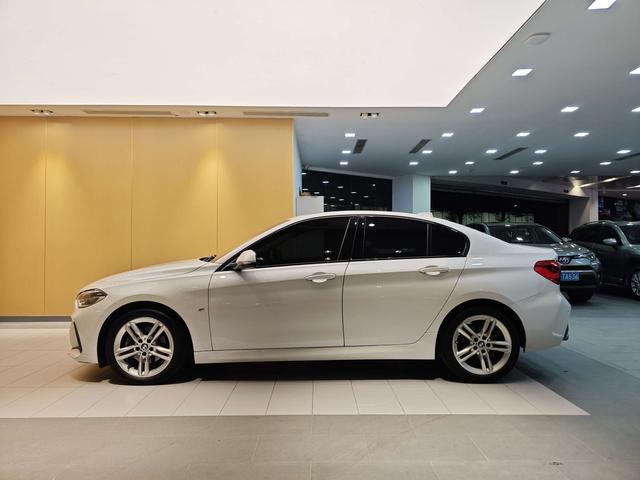 BMW i4 M50 2019 car image #7