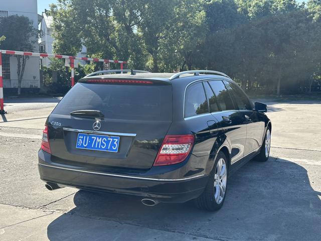 Mercedes-Benz M AMG 2011 صورة سيارة #7