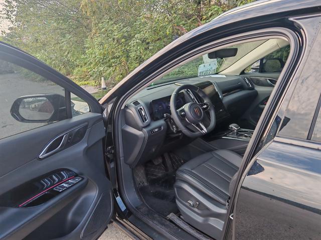 HongQi HS3 PHEV 2024 #7 HongQi HS3 PHEV 2024 car image #7