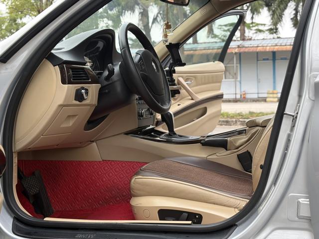 BMW i5 M60 2011 car image #7